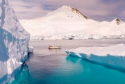 wspaniały film o Antarktydzie zrobiony przy użyciu drona i GoPro